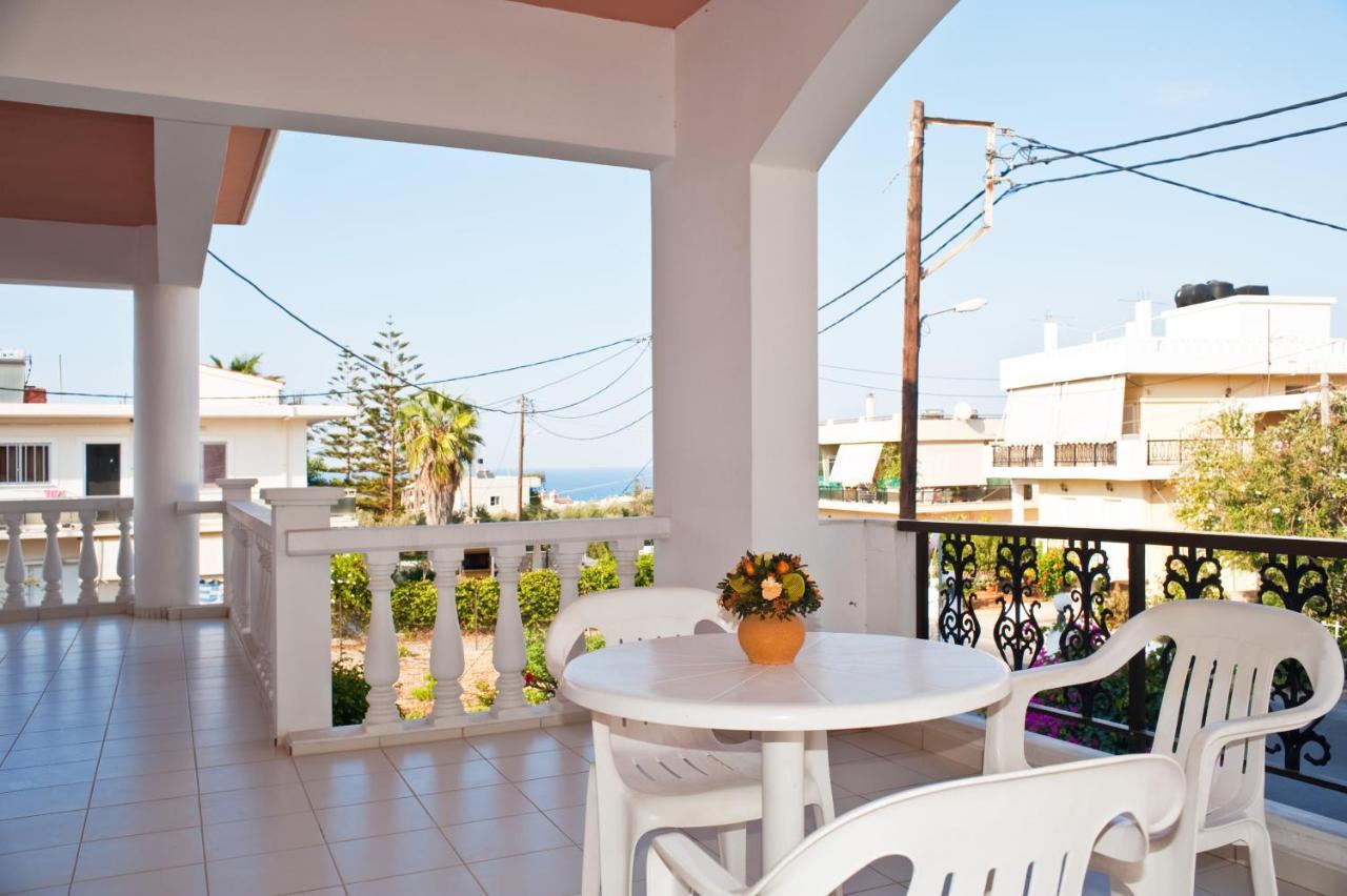 Captain Michalis Apartments Γαλατάς Εξωτερικό φωτογραφία