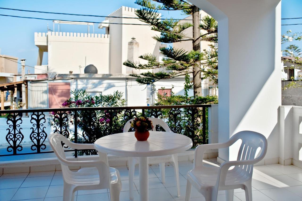 Captain Michalis Apartments Γαλατάς Εξωτερικό φωτογραφία
