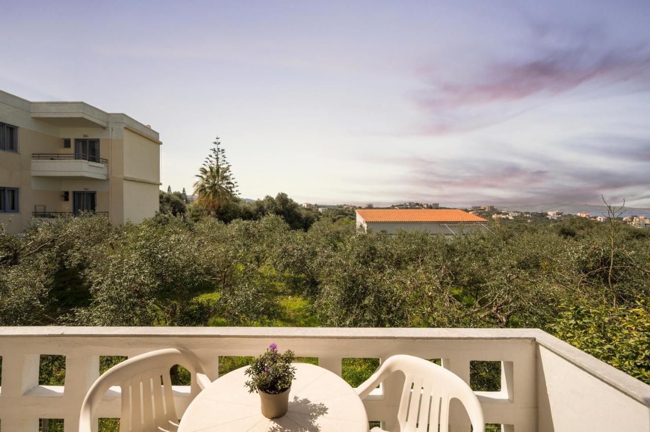 Captain Michalis Apartments Γαλατάς Εξωτερικό φωτογραφία