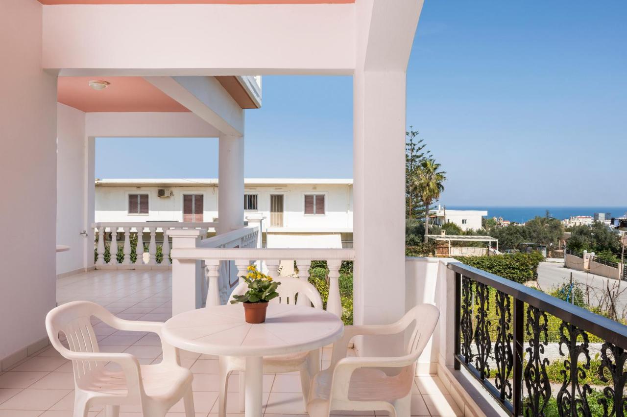 Captain Michalis Apartments Γαλατάς Εξωτερικό φωτογραφία