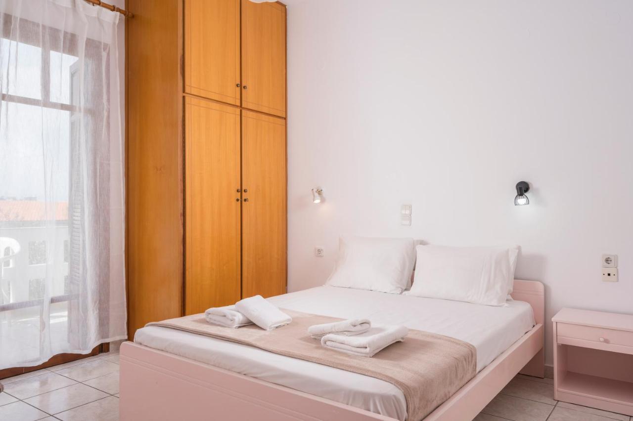 Captain Michalis Apartments Γαλατάς Εξωτερικό φωτογραφία