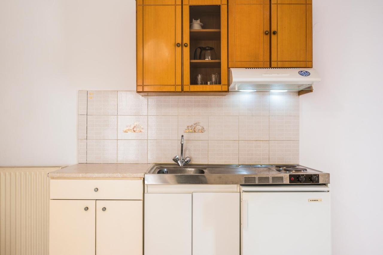 Captain Michalis Apartments Γαλατάς Εξωτερικό φωτογραφία