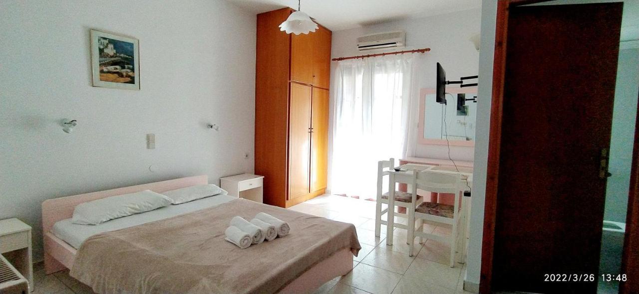 Captain Michalis Apartments Γαλατάς Εξωτερικό φωτογραφία