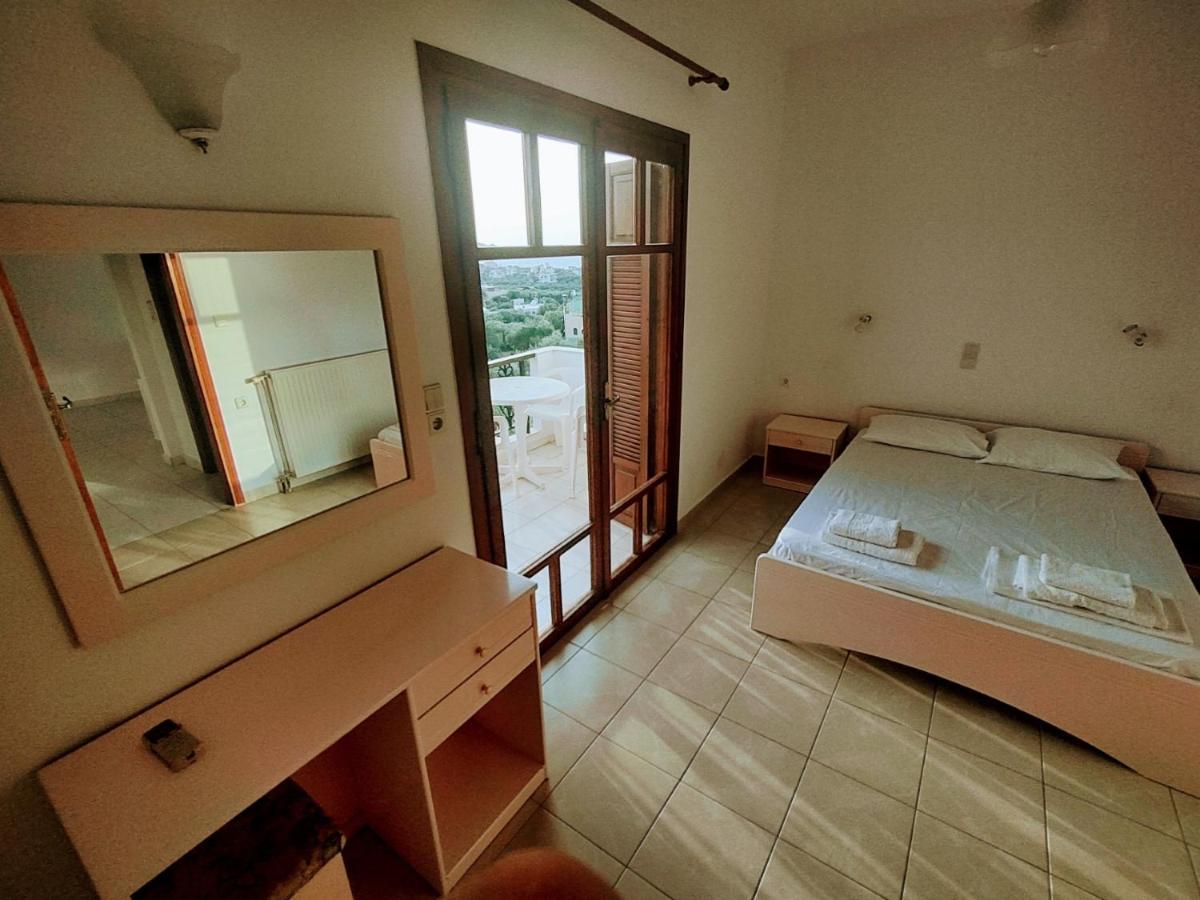 Captain Michalis Apartments Γαλατάς Εξωτερικό φωτογραφία