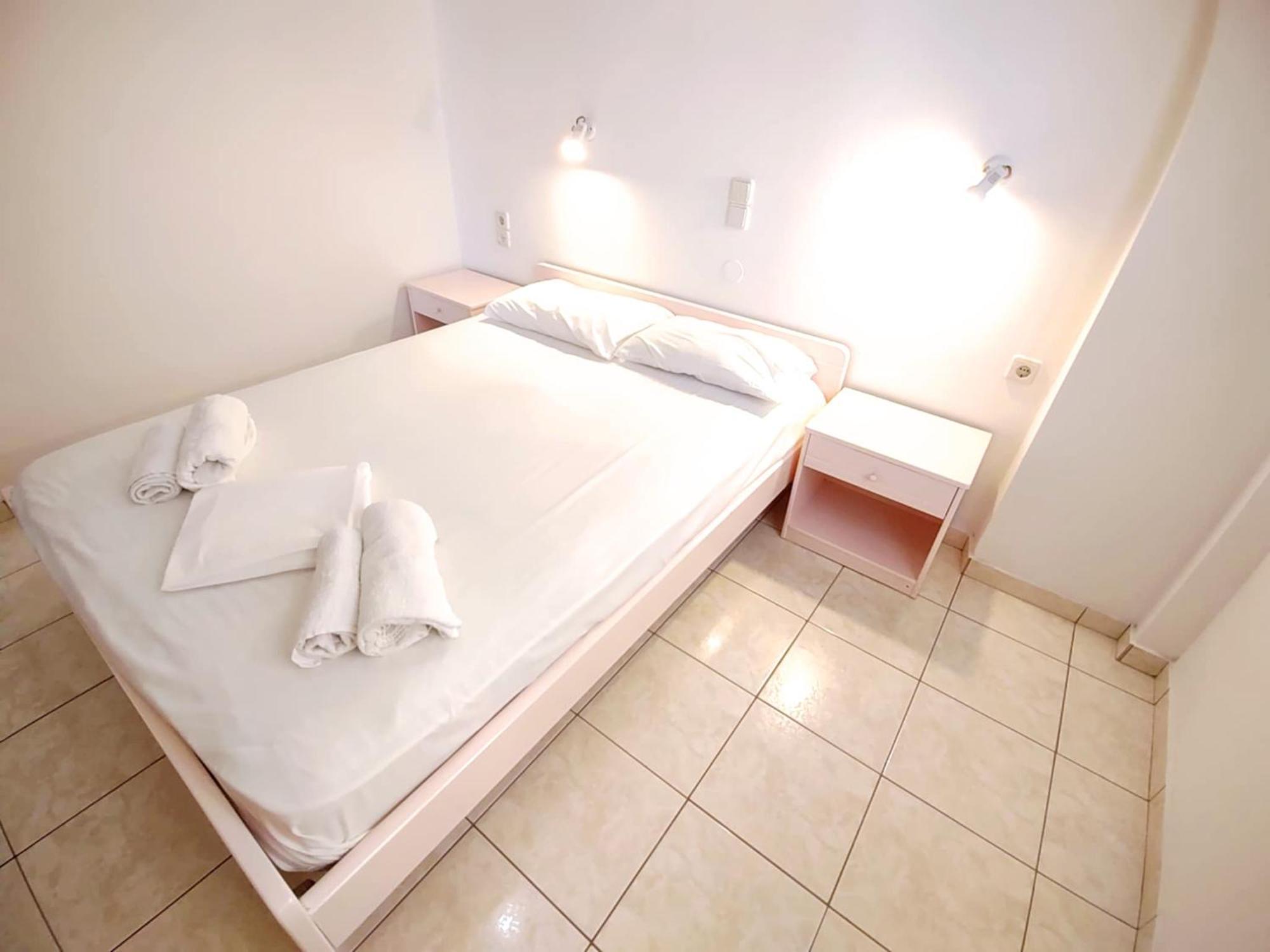 Captain Michalis Apartments Γαλατάς Εξωτερικό φωτογραφία